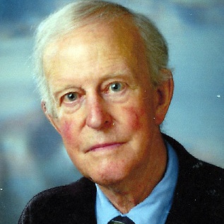 Bilden föreställer en man.